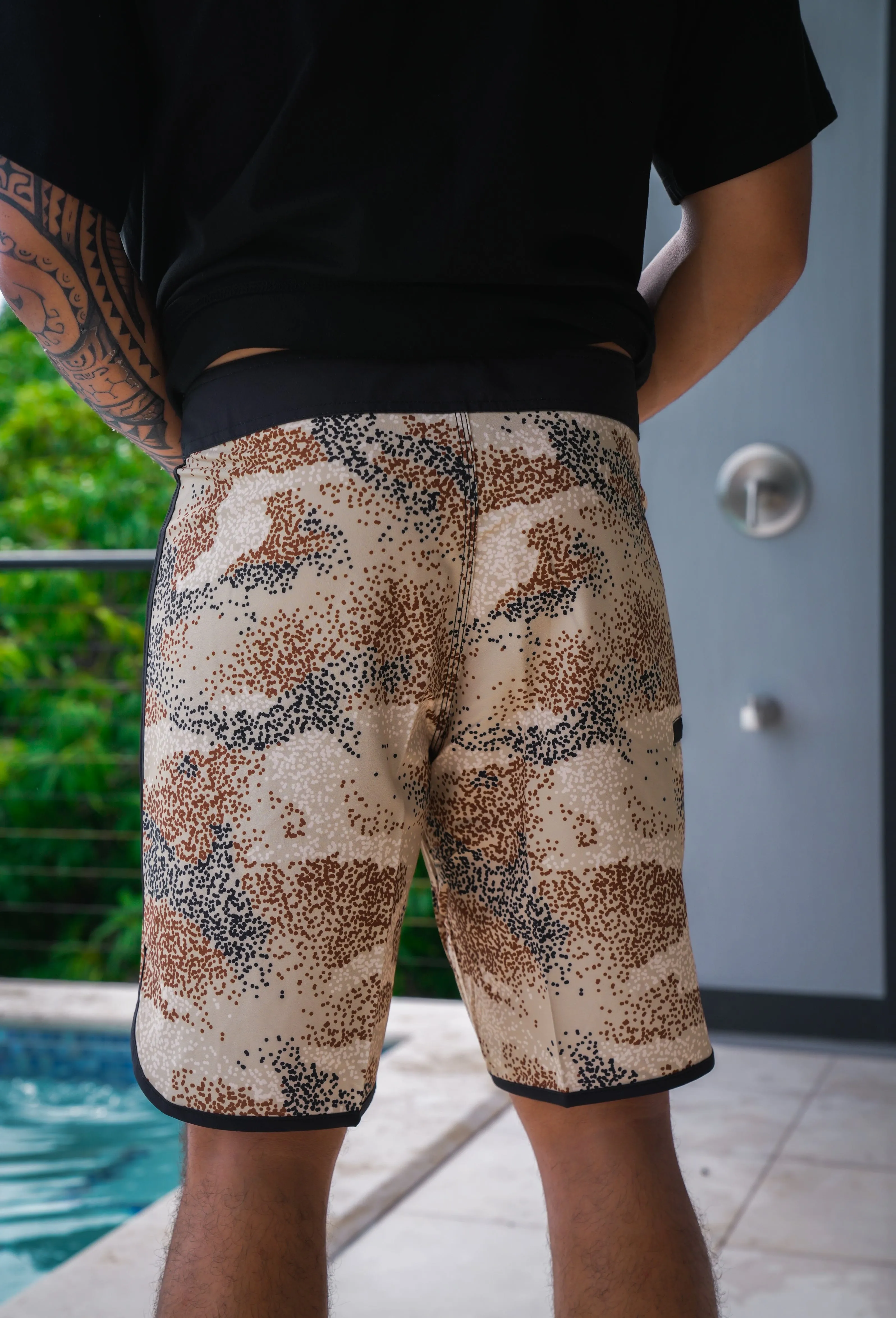 SAND SPRAY CAMO BOARDSHORTS