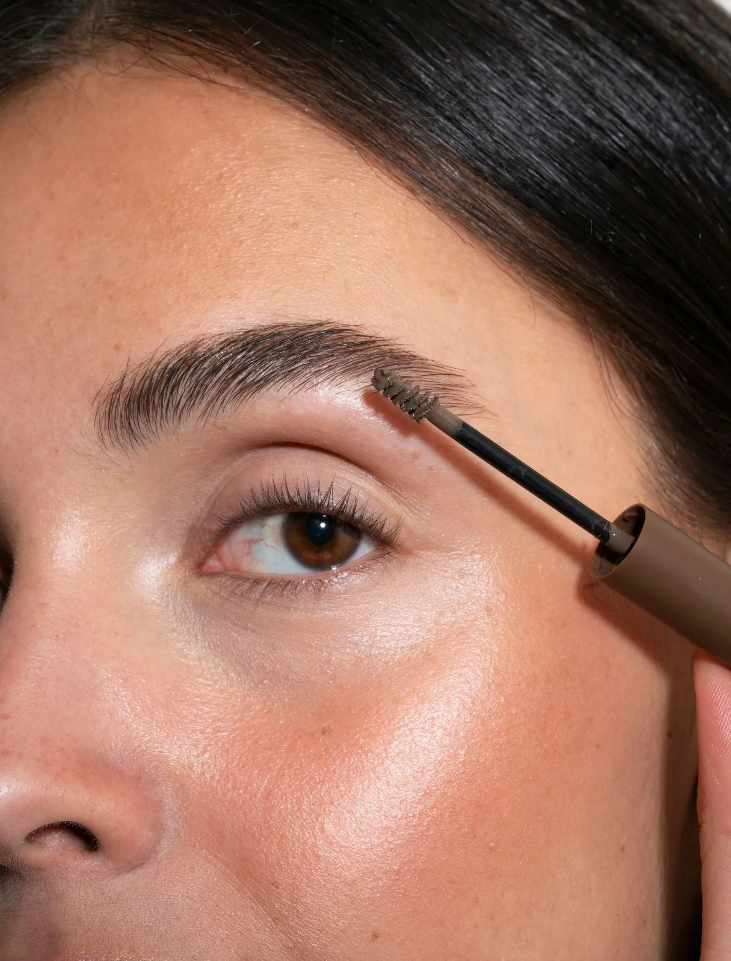 Tinted brow gel